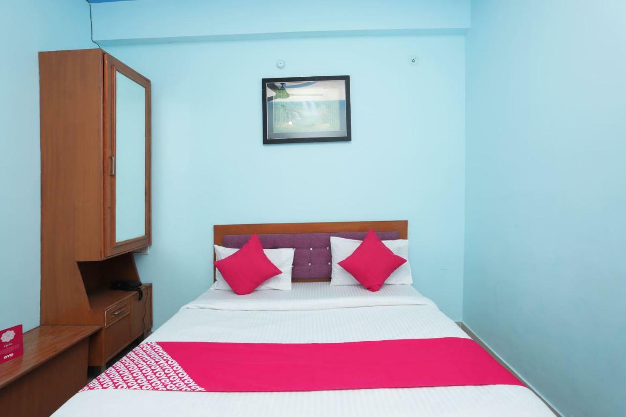Oyo 38520 Hotel Silverspoon Roorkee Esterno foto