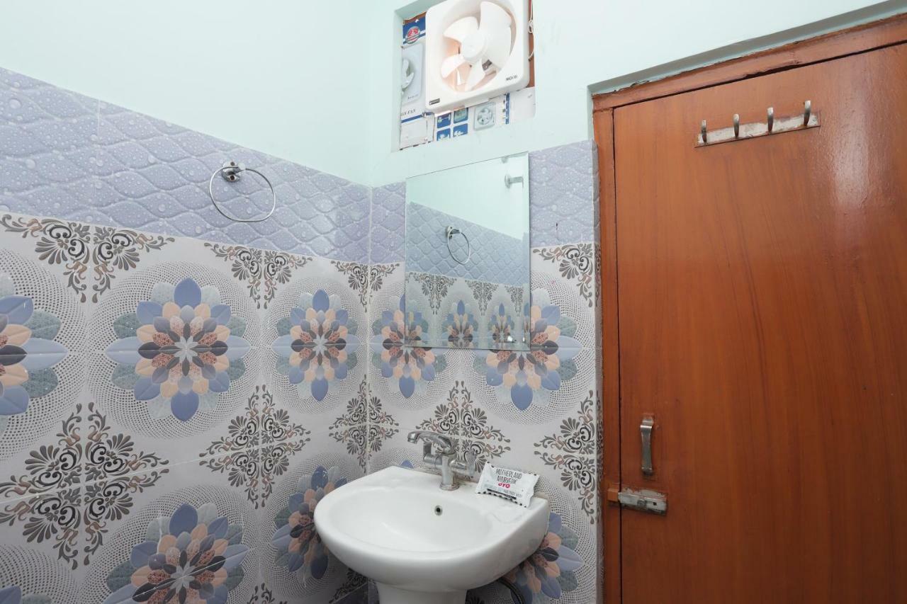 Oyo 38520 Hotel Silverspoon Roorkee Esterno foto